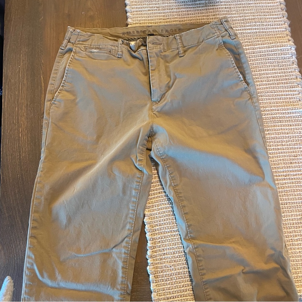 Men’s khaki pants - Flex style American Eagle
